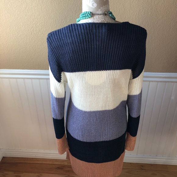 Color Block Long Cardigan Sweater FREE NECKLACE - Picture 6 of 7